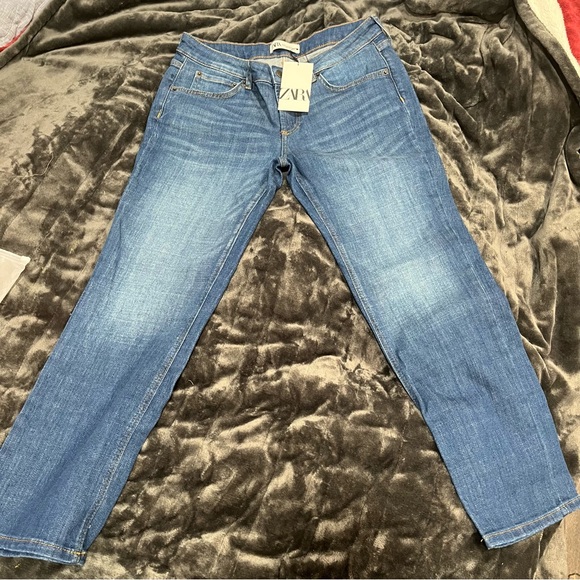 NWT Zara The Low Rise Cropped in Indigo size 10 - Picture 5 of 6